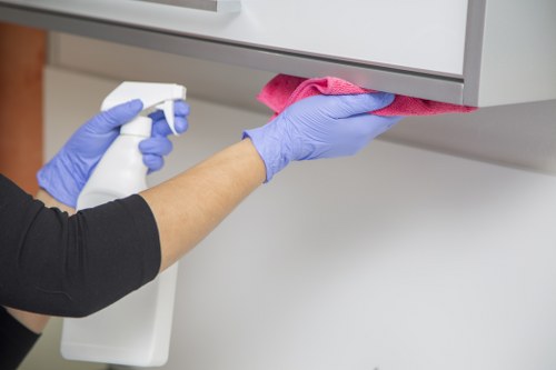 Deep cleaning for kitchens and bathrooms in E16 properties